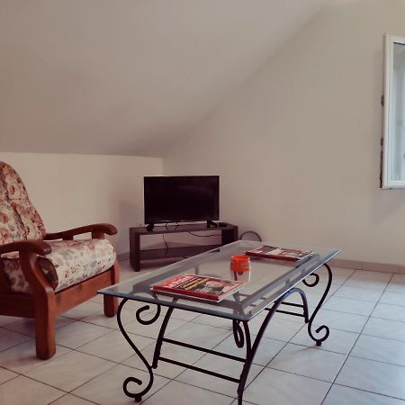 Au Bord Du Foron Scionzier Exterior foto