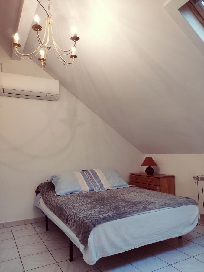 Au Bord Du Foron Scionzier Exterior foto
